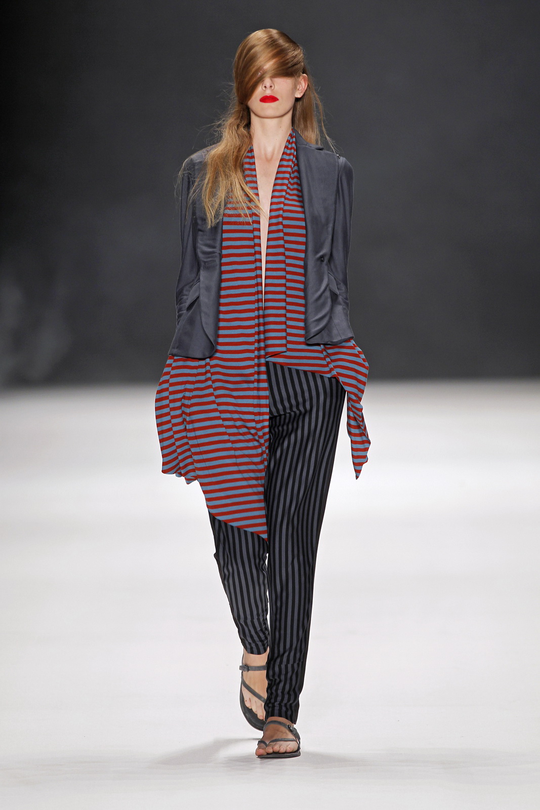 A.FRIEND by A.F.Vandevorst 2012�����������DƬ