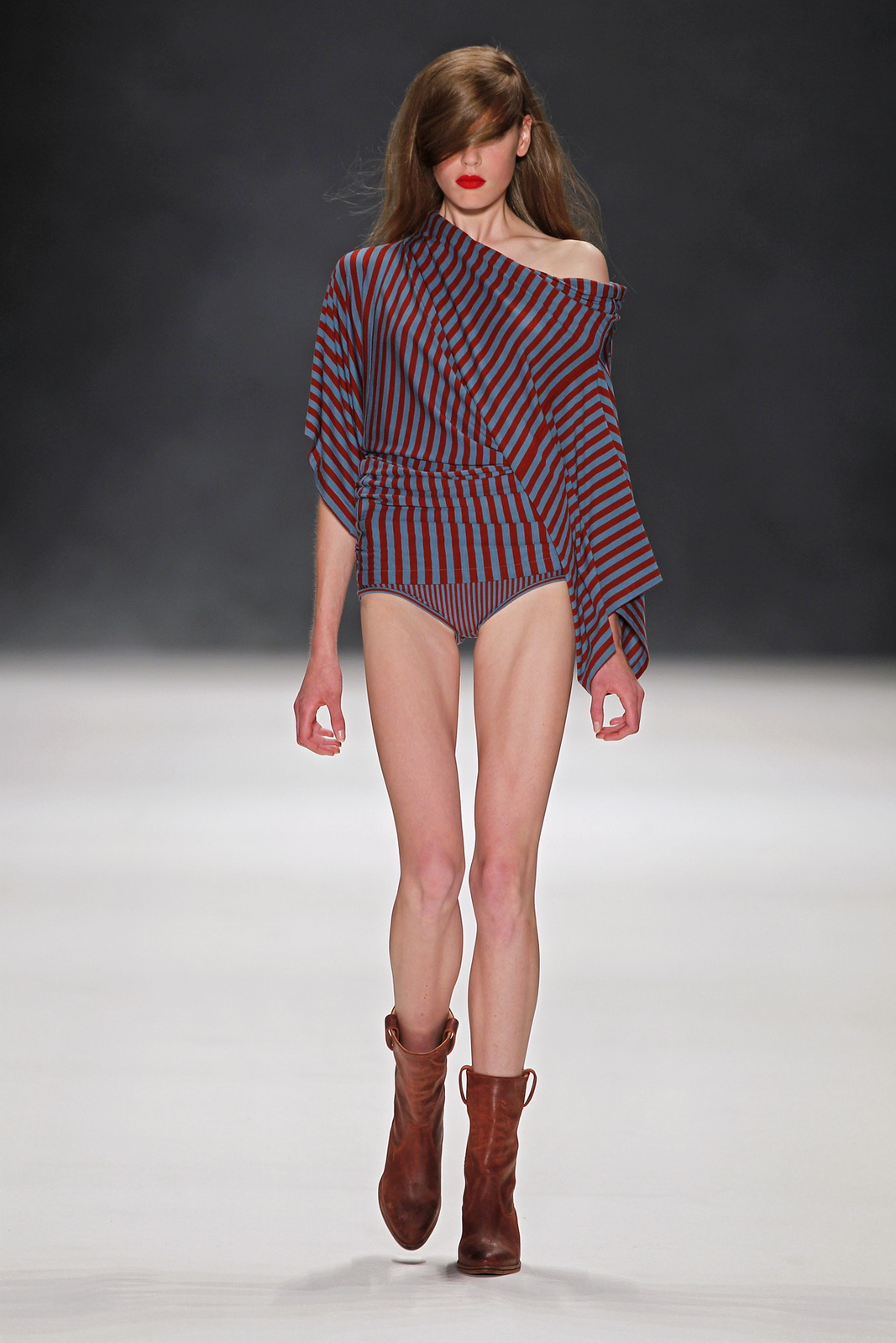 A.FRIEND by A.F.Vandevorst 2012�����������DƬ