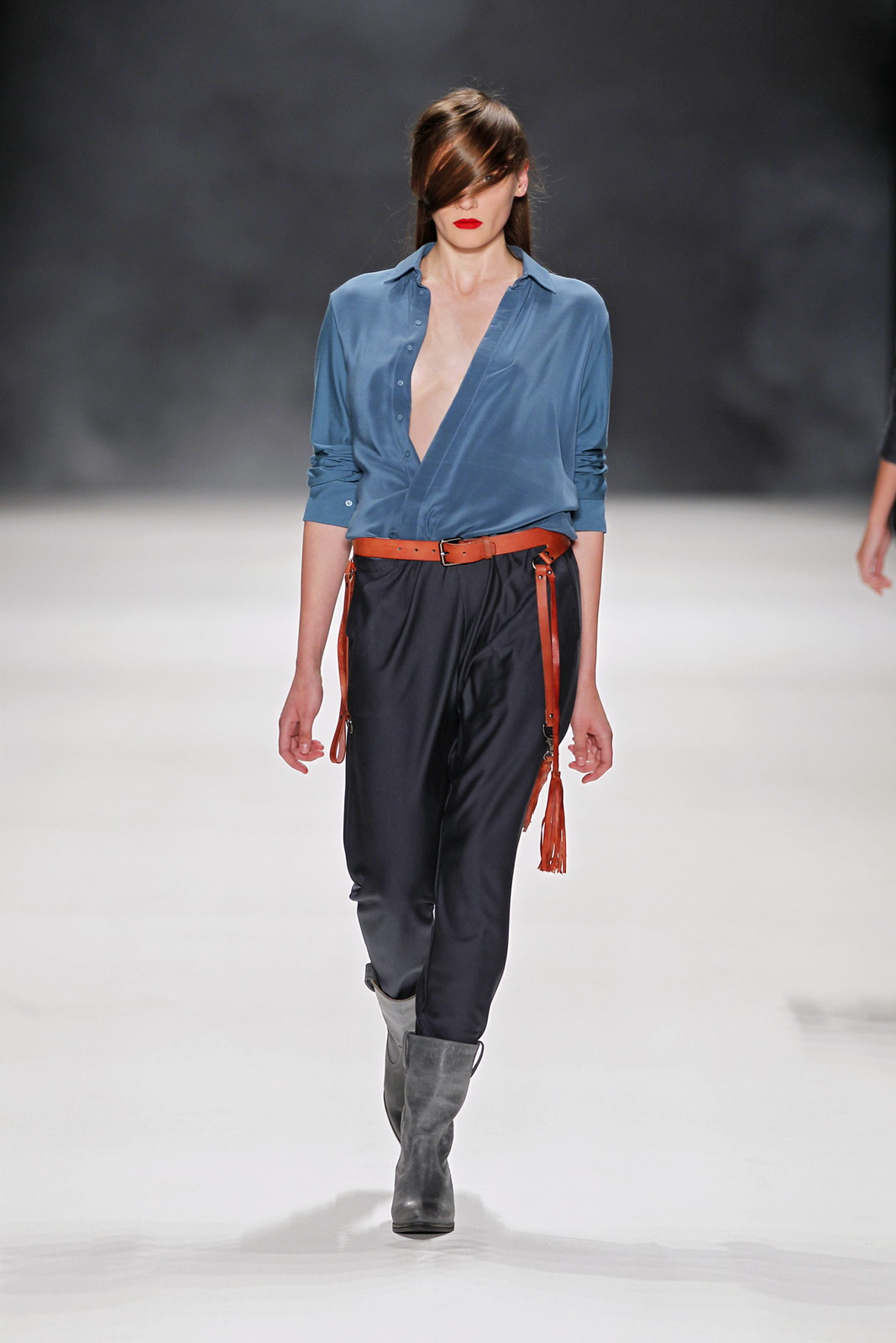 A.FRIEND by A.F.Vandevorst 2012DƬ