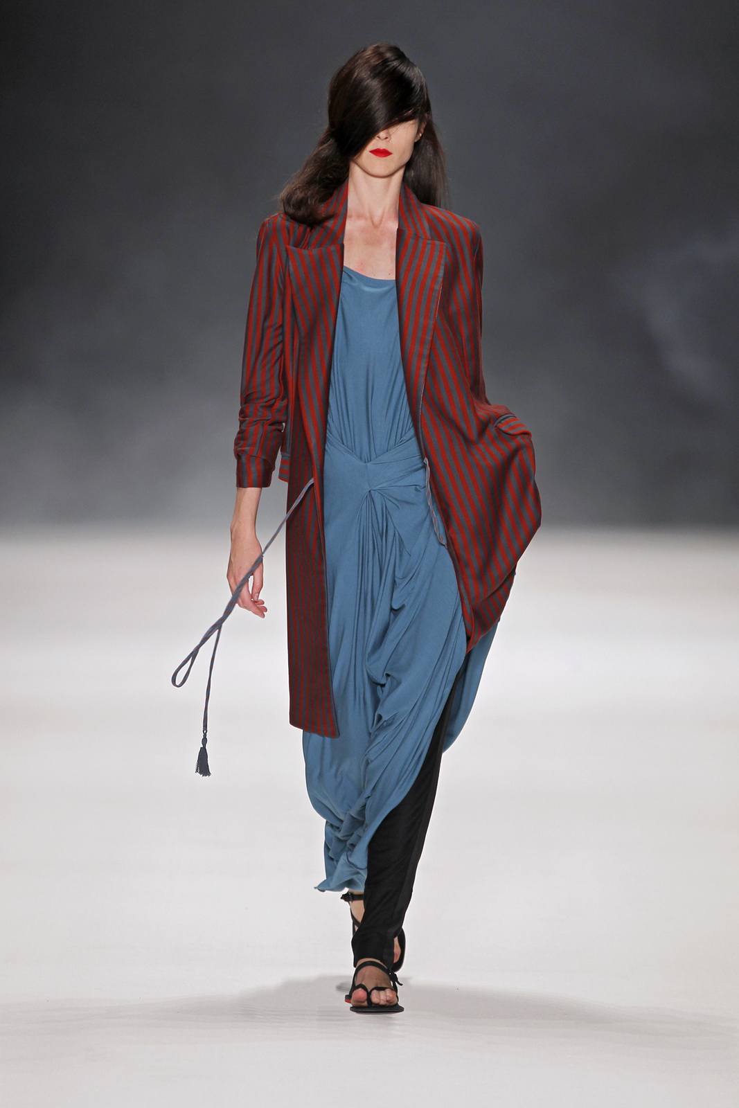 A.FRIEND by A.F.Vandevorst 2012DƬ