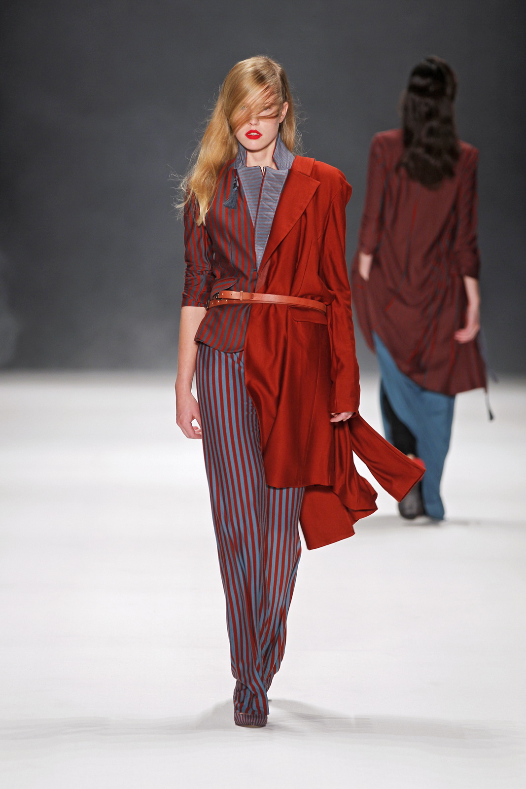 A.FRIEND by A.F.Vandevorst 2012DƬ