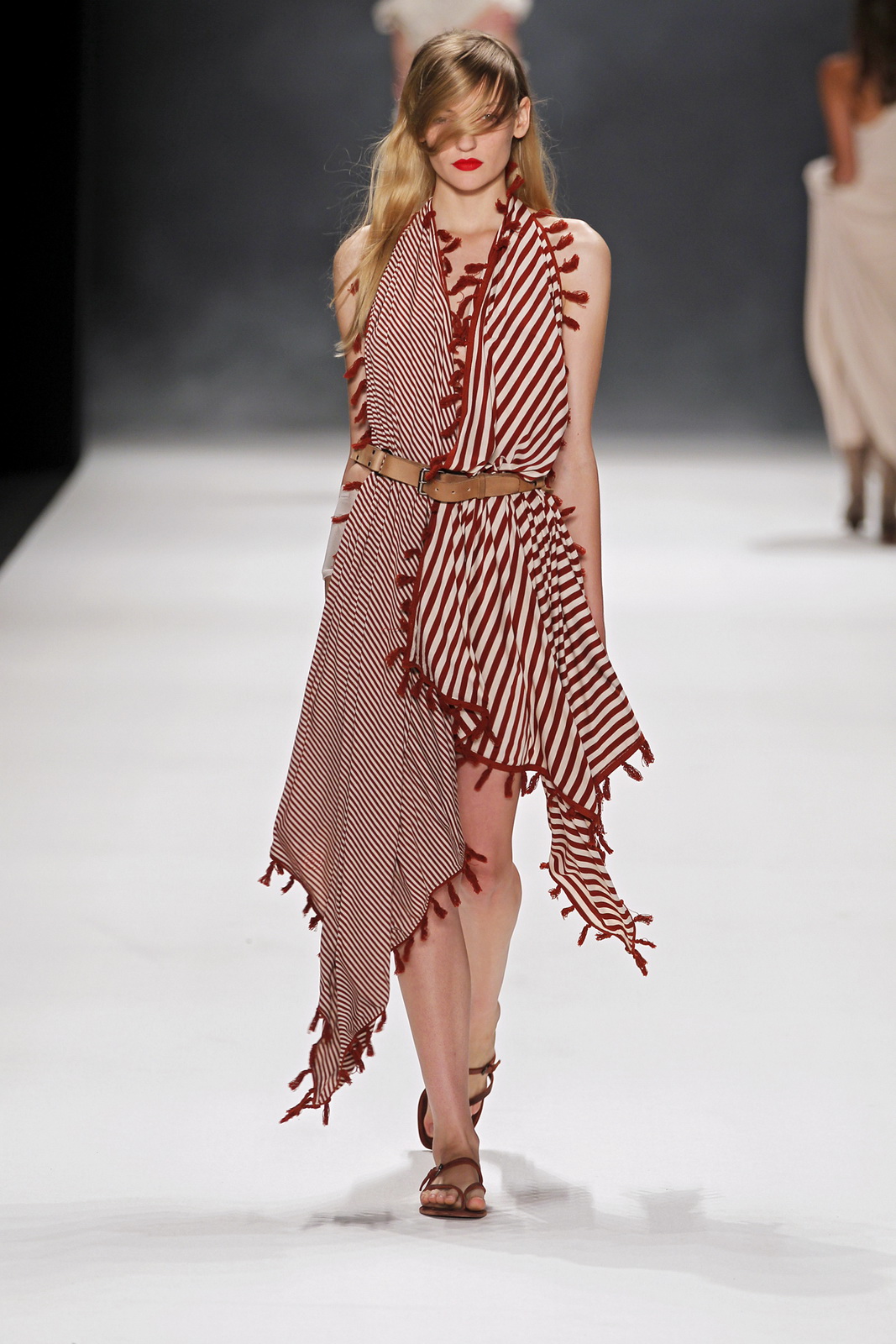 A.FRIEND by A.F.Vandevorst 2012DƬ