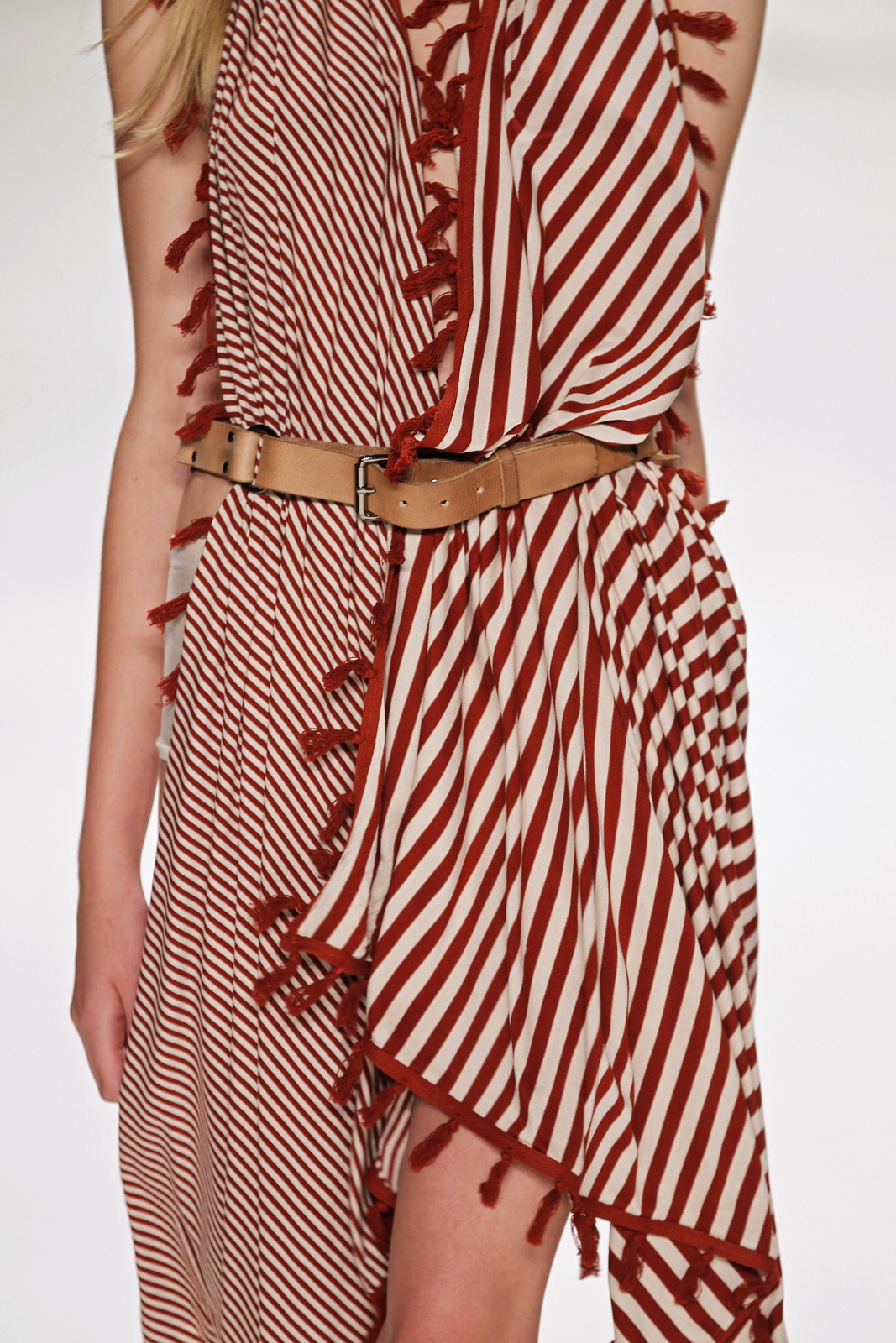 A.FRIEND by A.F.Vandevorst 2012DƬ