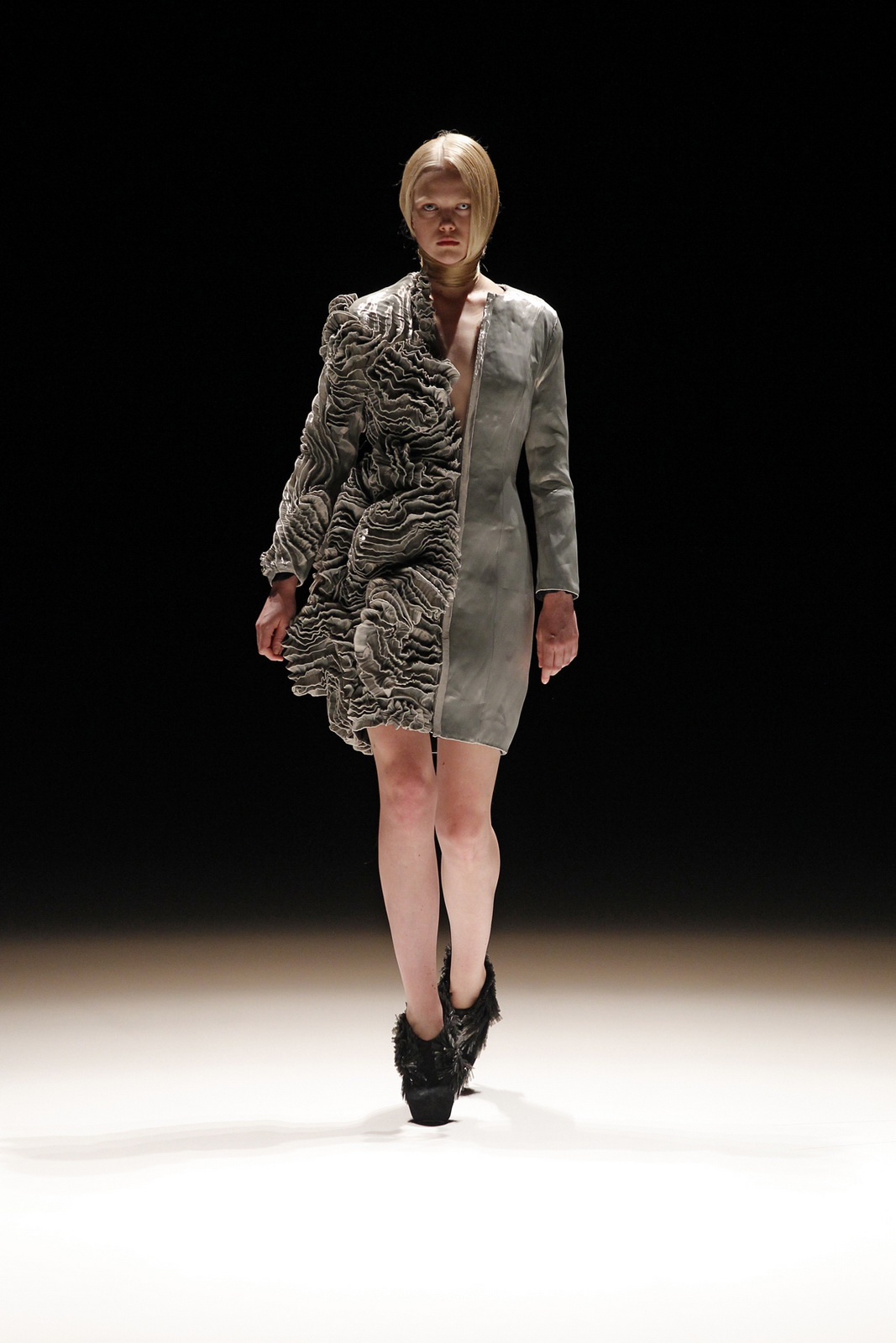 Iris van Herpen presented by Mercedes-Benz and ELLE 2012DƬ