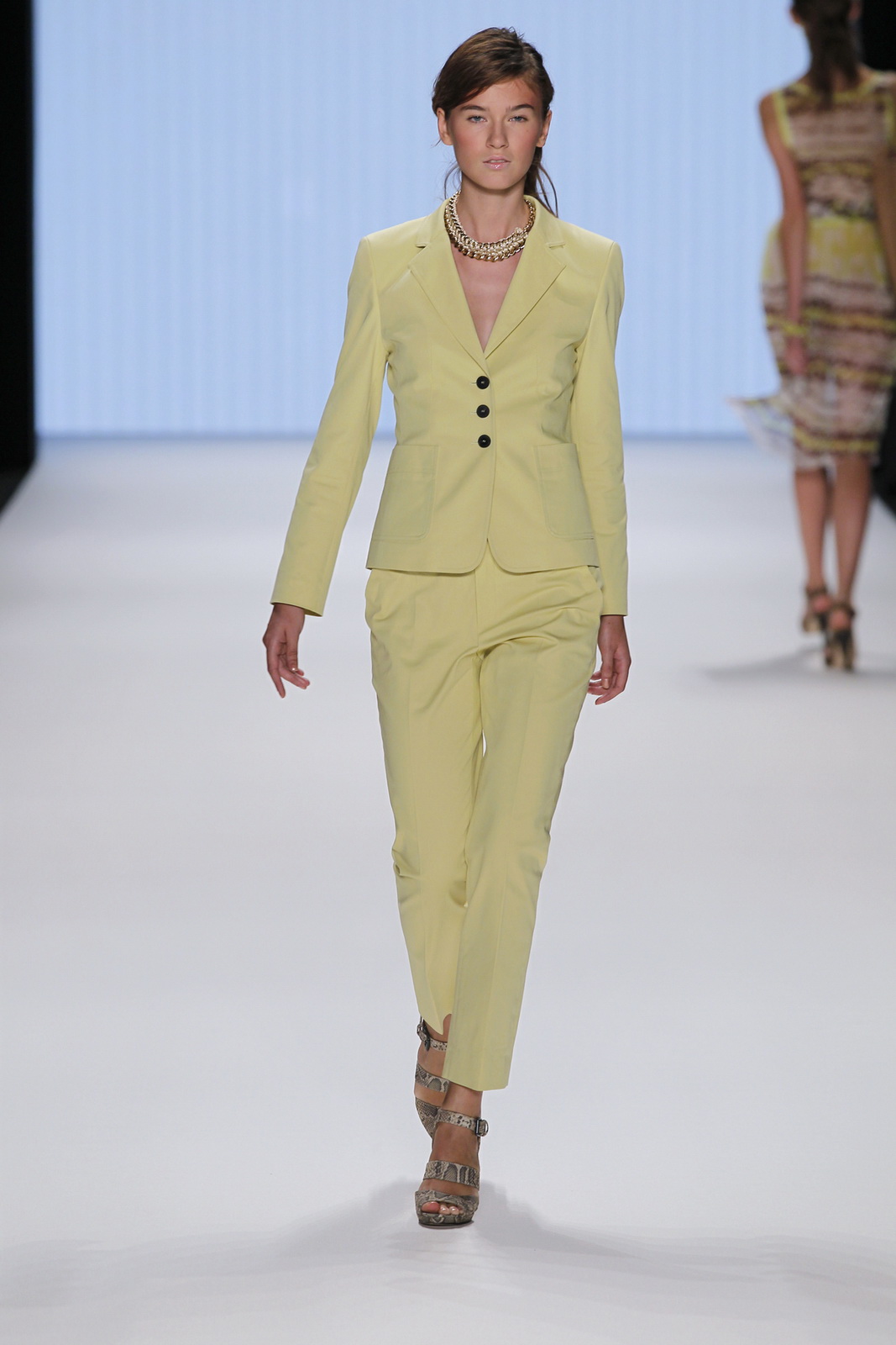 Strenesse Blue 2012(chng)DƬ