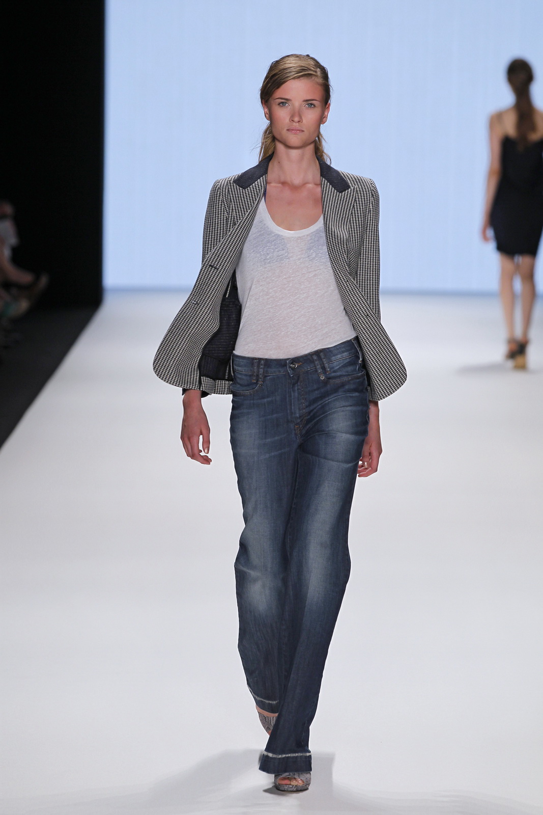 Strenesse Blue 2012DƬ