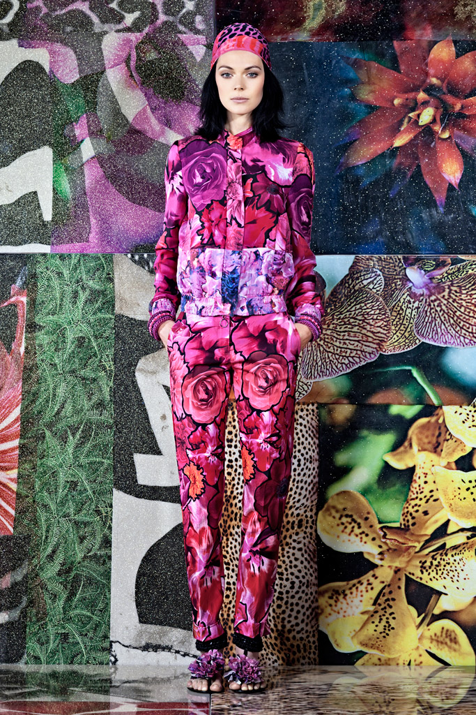 Roberto Cavalli 2012紺ɼϵиDƬ