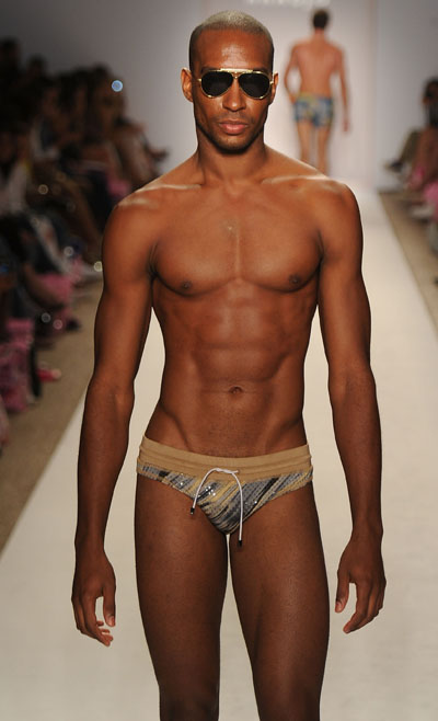 A.Z ARAUJO 2012邁阿密泳裝秀場