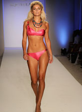 Aqua Di Lara 2012�~����Ӿ�b�������DƬ