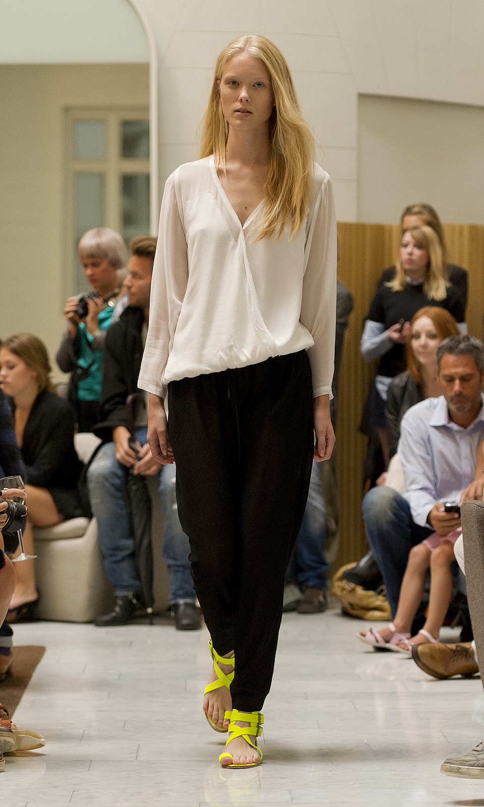 Dagmar 2012���� ˹�¸砖Ħ����DƬ