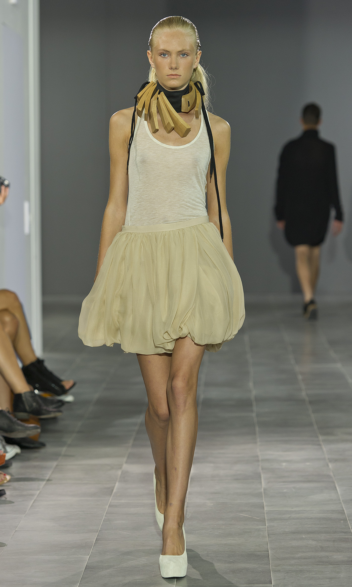 Fifth Avenue Shoe Reipar 2012 ˹¸砖ĦDƬ