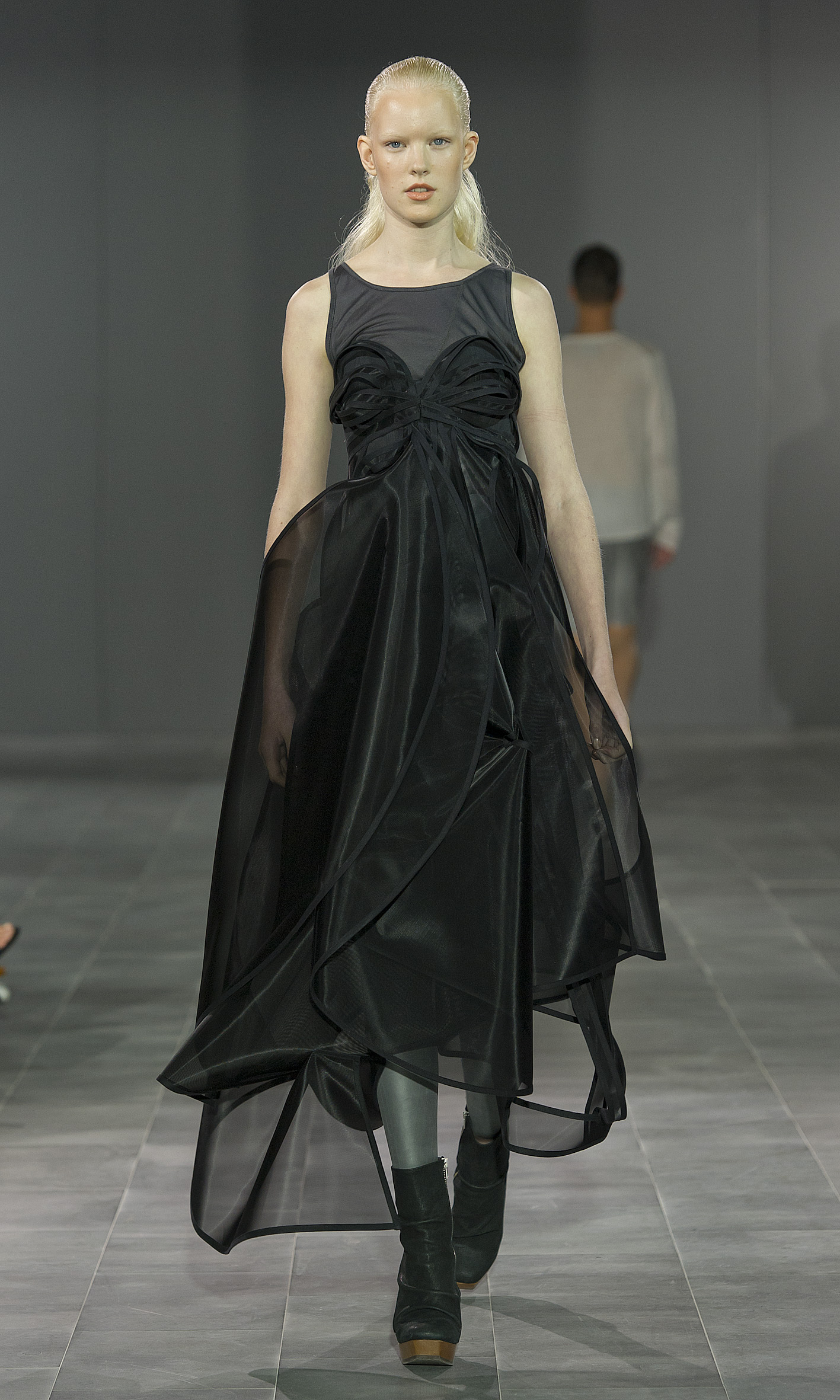Fifth Avenue Shoe Reipar 2012 ˹¸砖ĦDƬ