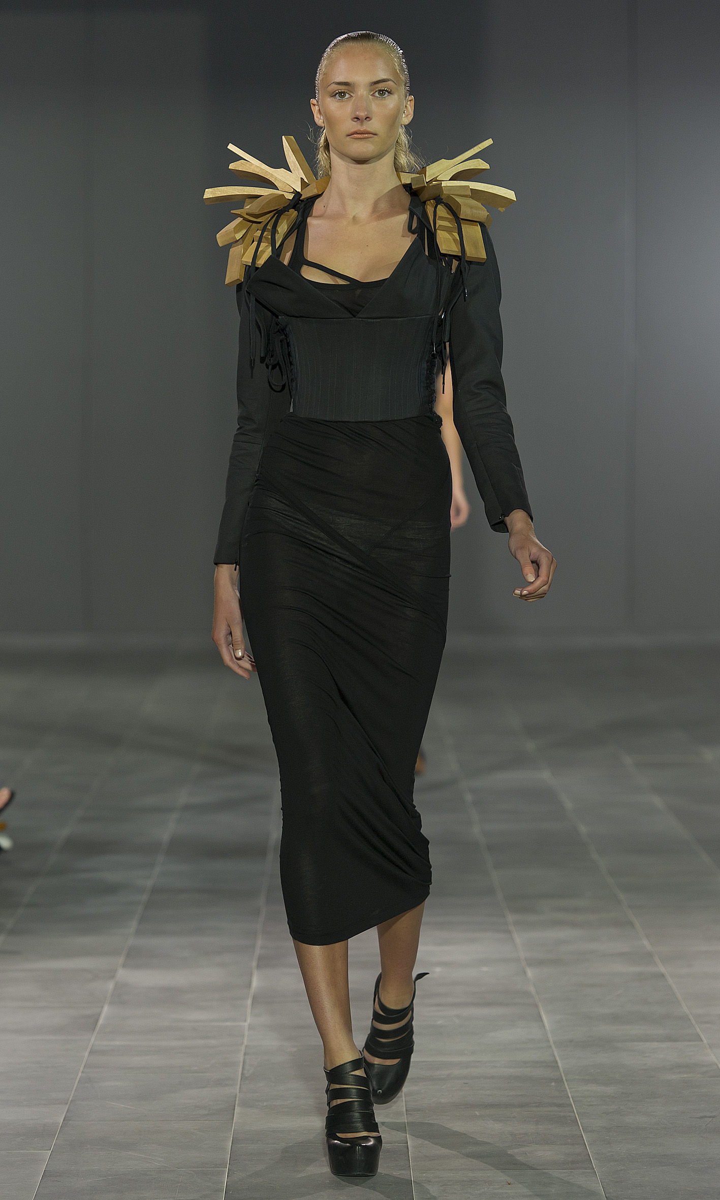 Fifth Avenue Shoe Reipar 2012 ˹¸砖ĦDƬ