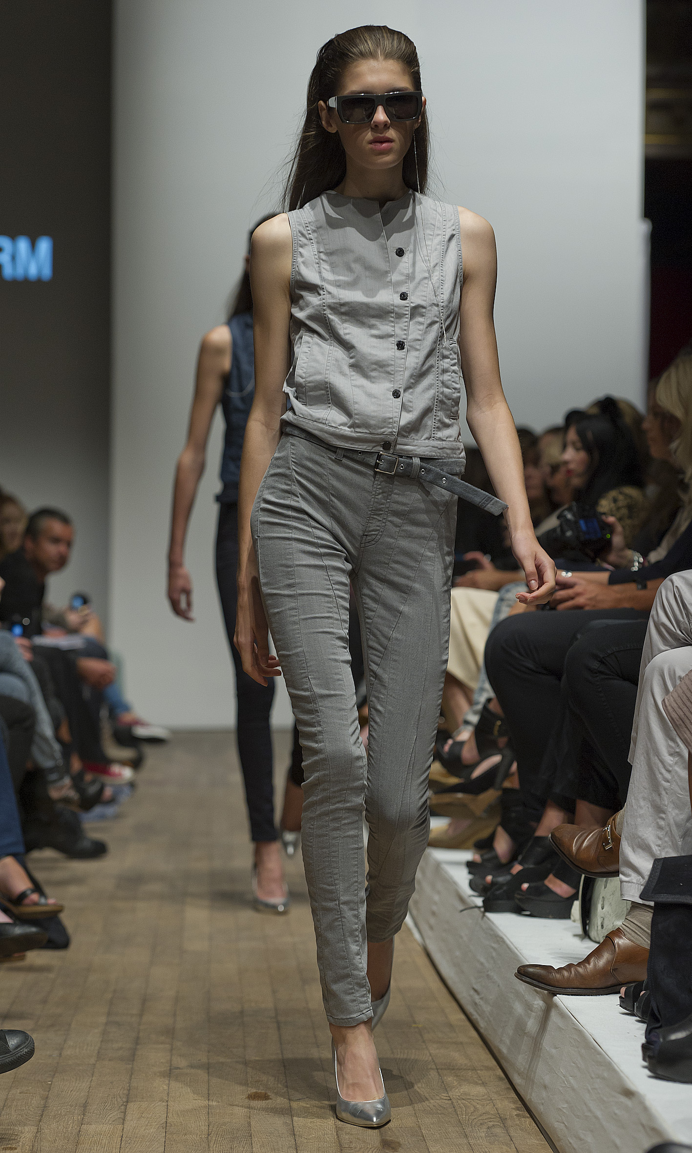 The Local Firm 2012���� ˹�¸砖Ħ����DƬ