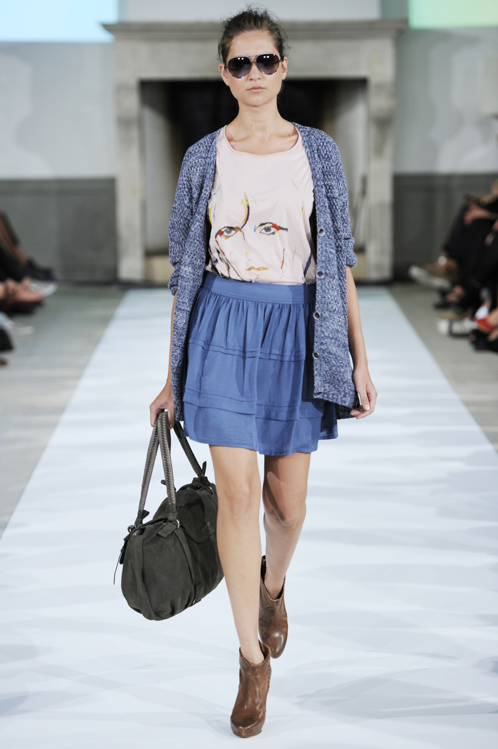 Hugo Boss 2012 籾DƬ