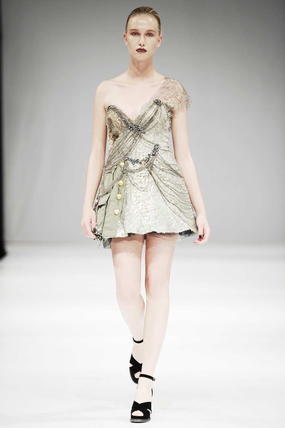 Trash-Couture 2012 籾DƬ