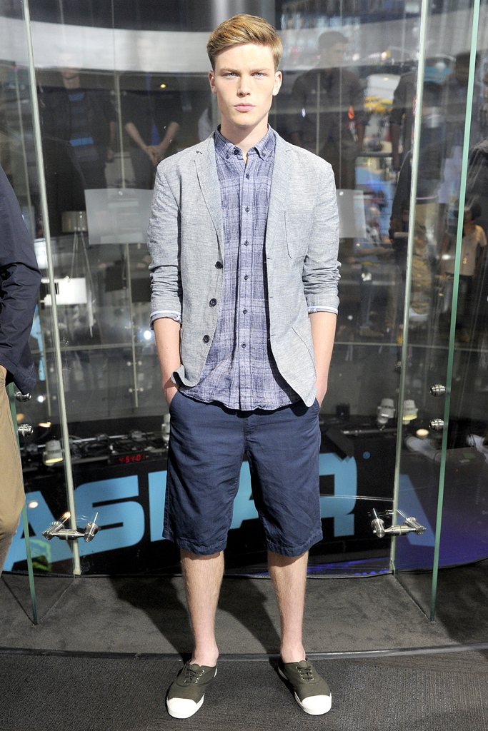 DKNY 2012���ĳ��¸���DƬ