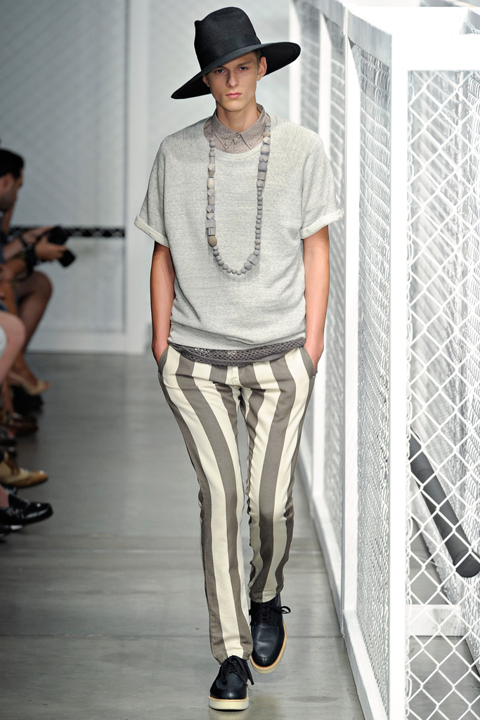 Robert Geller 2012DƬ