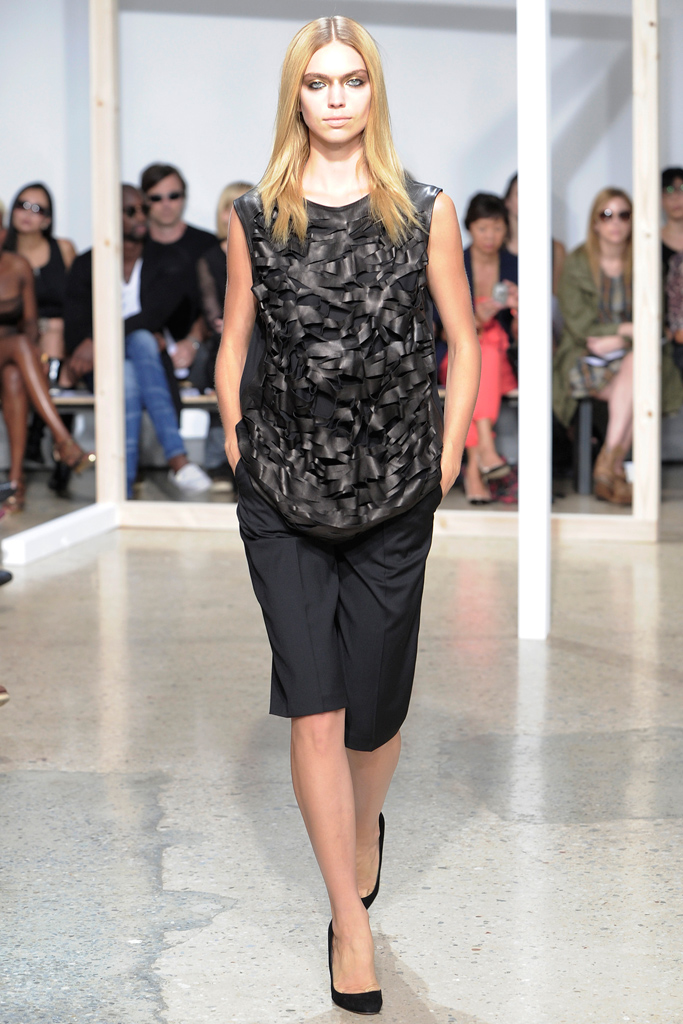 Tess Giberson 2012DƬ
