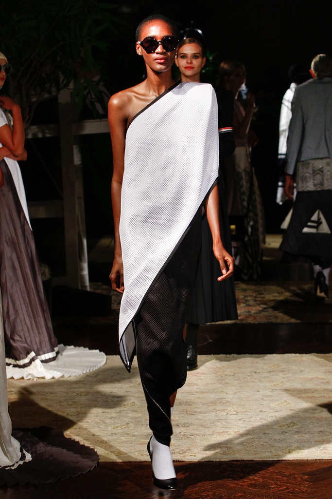 Thom Browne 2012(chng)DƬ