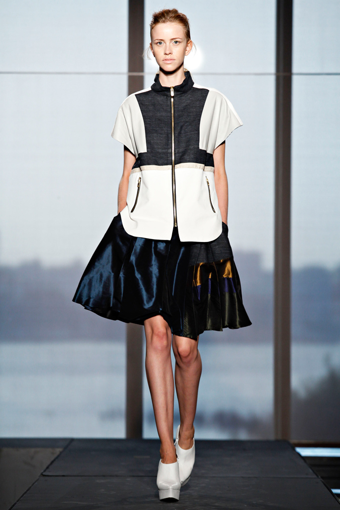 Julian Louie 2012DƬ