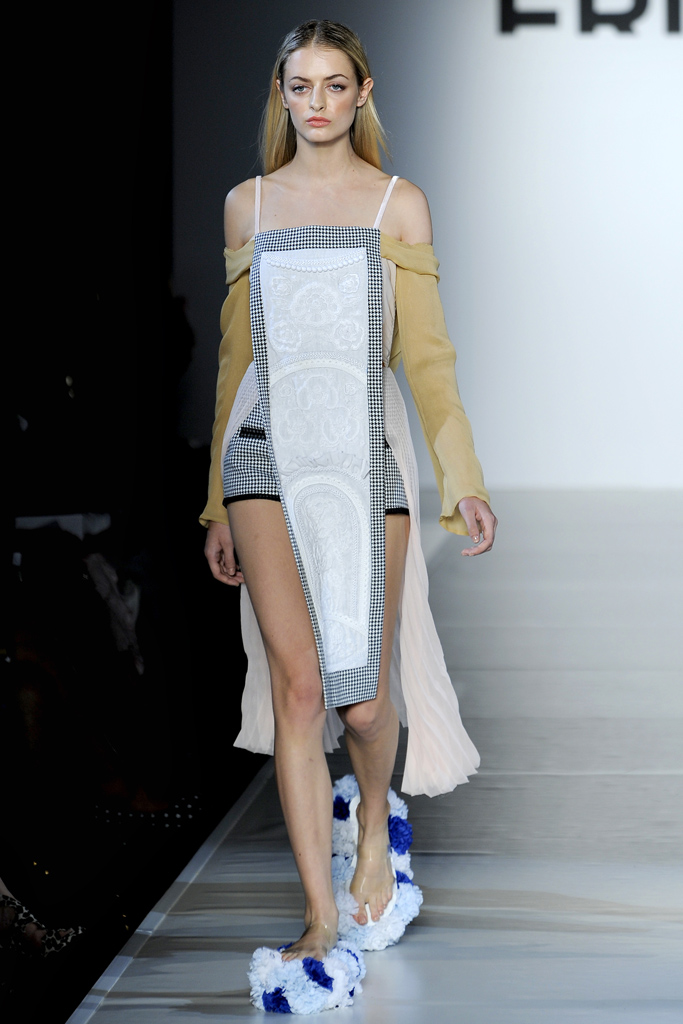 Fashion Fringe 2012�����������DƬ