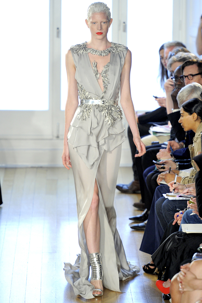 Julien Macdonald 2012�����������DƬ