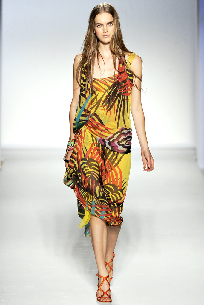 Alberta Ferretti 2012(chng)DƬ