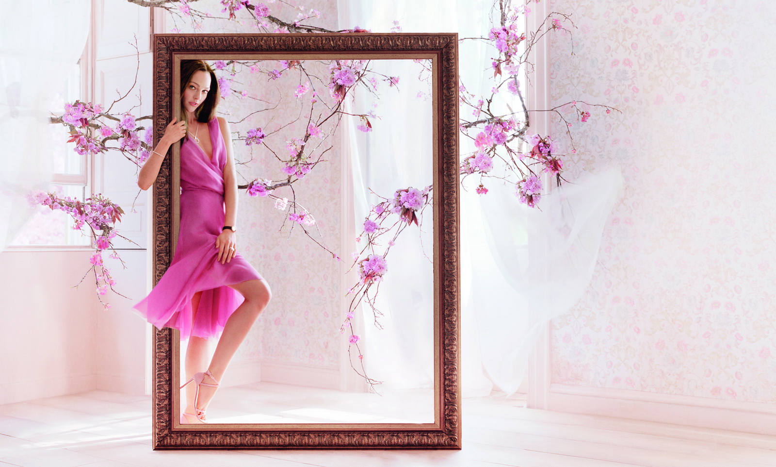 伯爵全新廣告形象