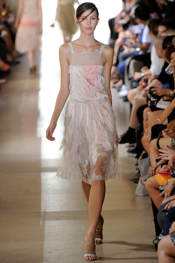 Sharon Wauchob 2012�����������DƬ