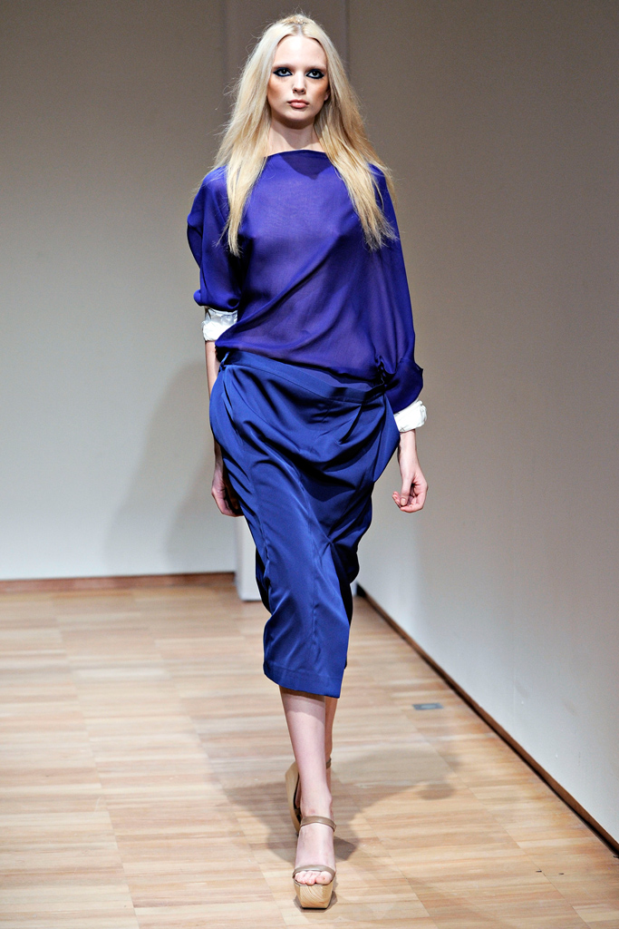 Anne Valerie Hash 2012DƬ