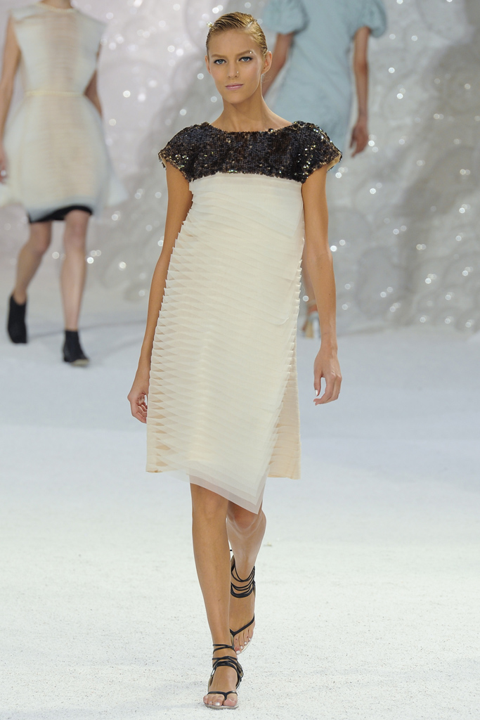Chanel 2012DƬ