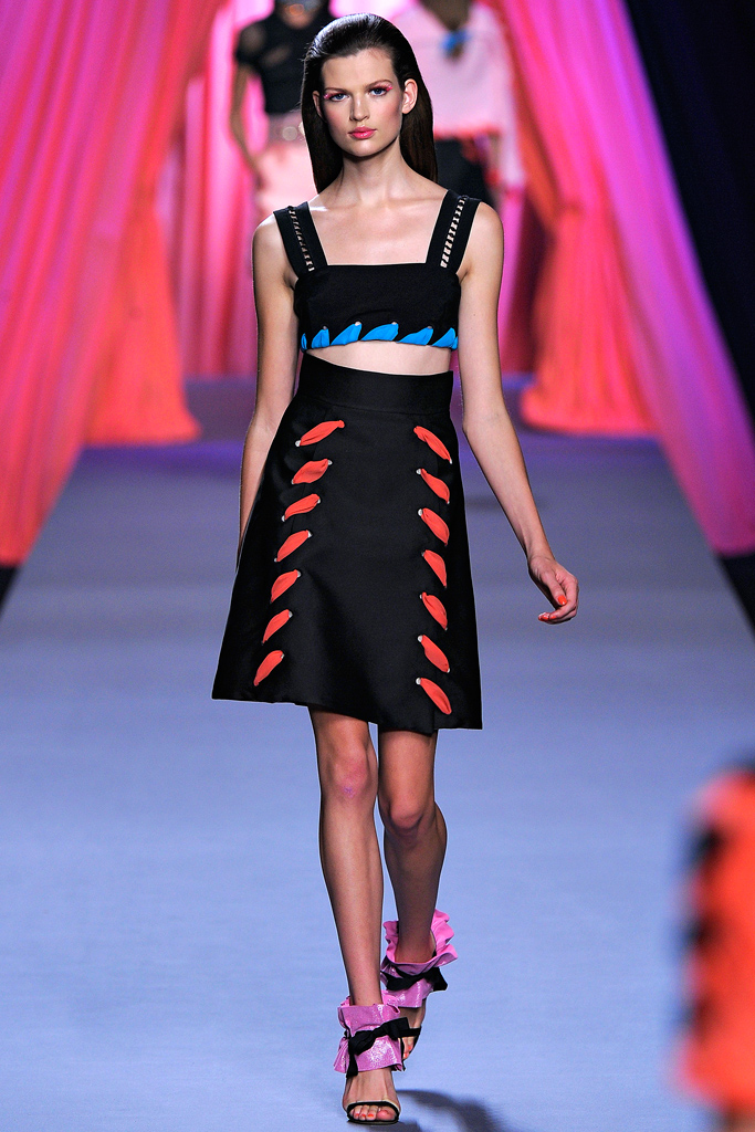 Viktor & Rolf 2012DƬ