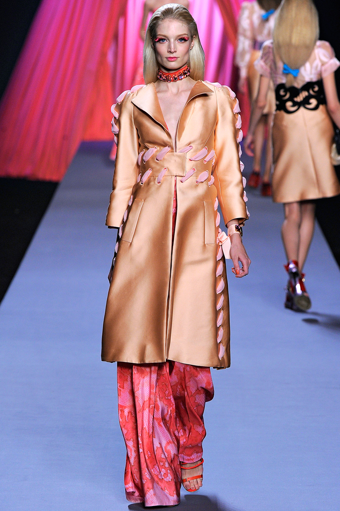 Viktor & Rolf 2012DƬ