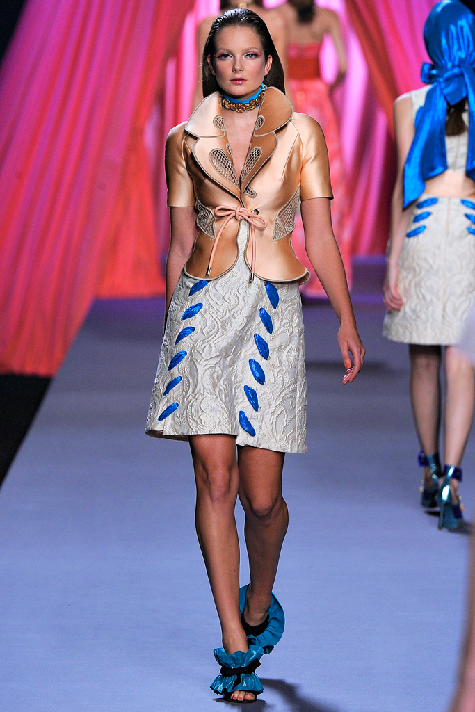 Viktor & Rolf 2012�����������DƬ