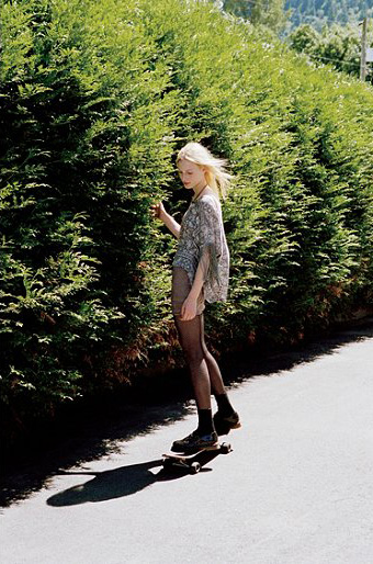 Urban Outfitters 2011ﶬLookbook DƬ