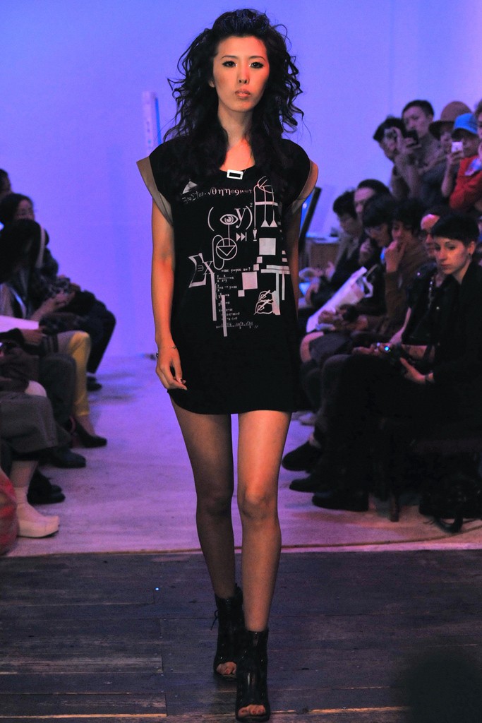 Etw. Vonneguet 2012 |DƬ