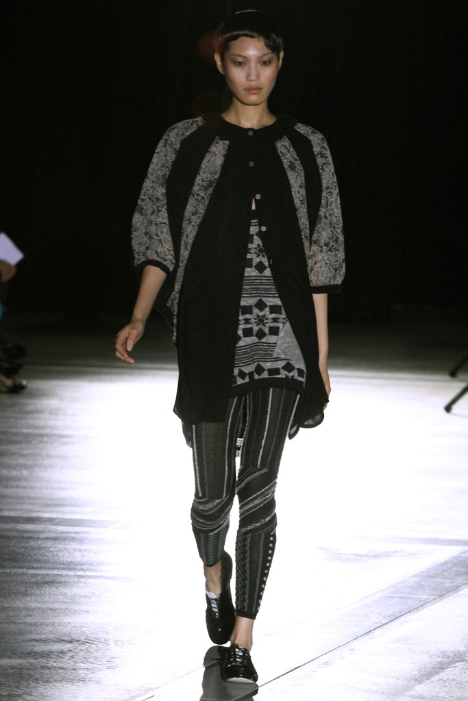 In-Process by Hall Ohara 2012 |DƬ