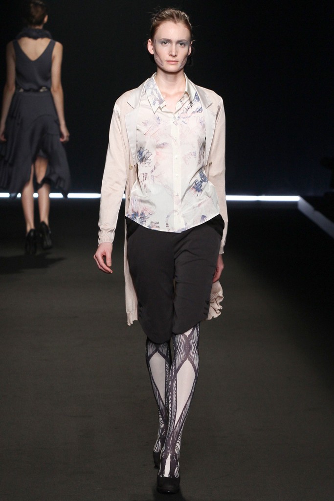 Yasutoshi Ezumi 2012 |DƬ