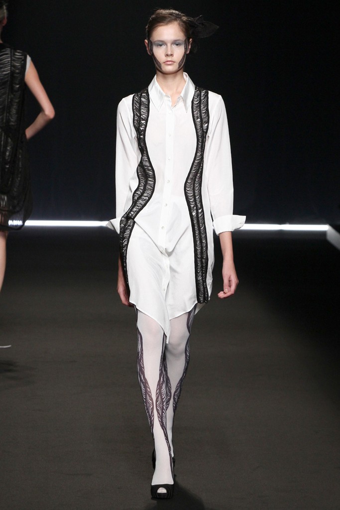 Yasutoshi Ezumi 2012 |DƬ