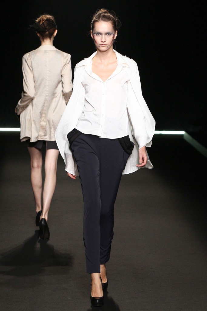 Yasutoshi Ezumi 2012 |DƬ