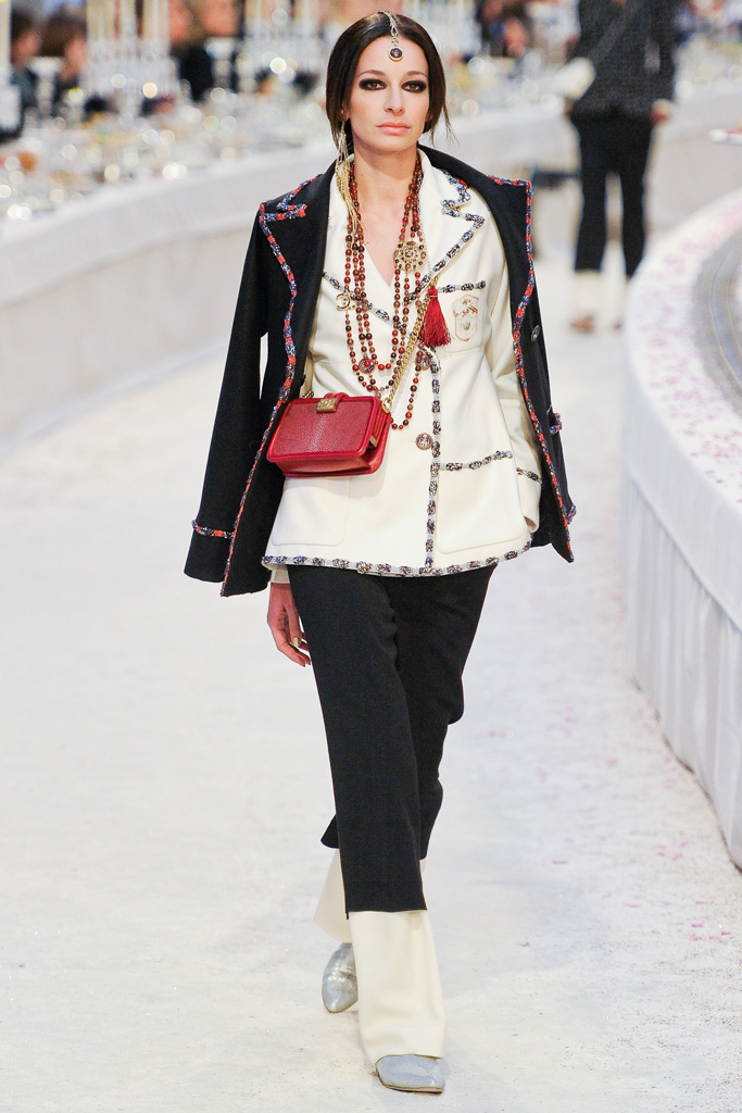 Chanel 2012����ϵ�и���DƬ