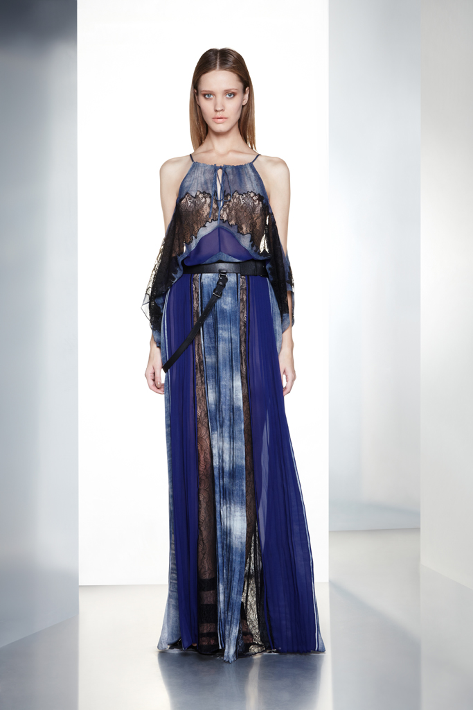BCBG Max Azria 2012����ϵ�и���DƬ