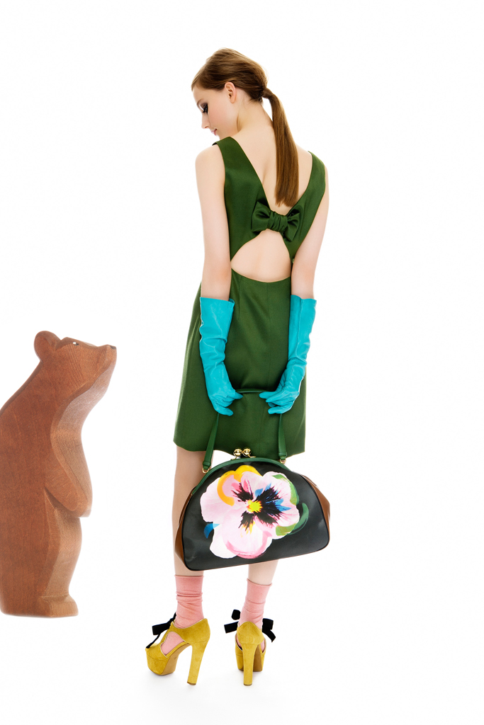 Moschino Cheap And Chic 2012ϵ DƬ