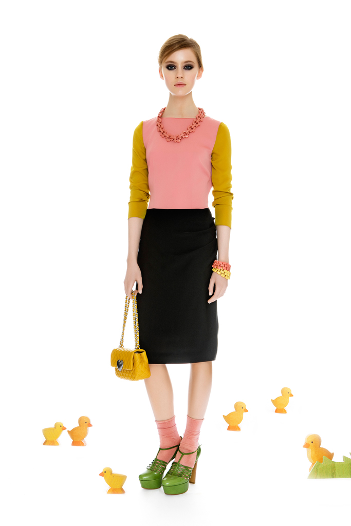 Moschino Cheap And Chic 2012ϵ DƬ