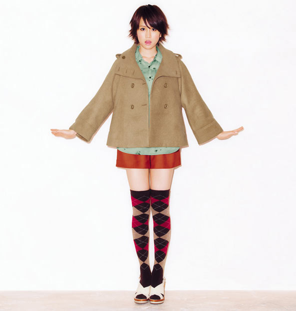 AKB48 前田敦子 x g.u. 2011秋冬 LookBook 高清圖片