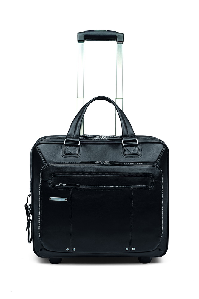 Piquadro 2012春夏皮包系列高清圖片