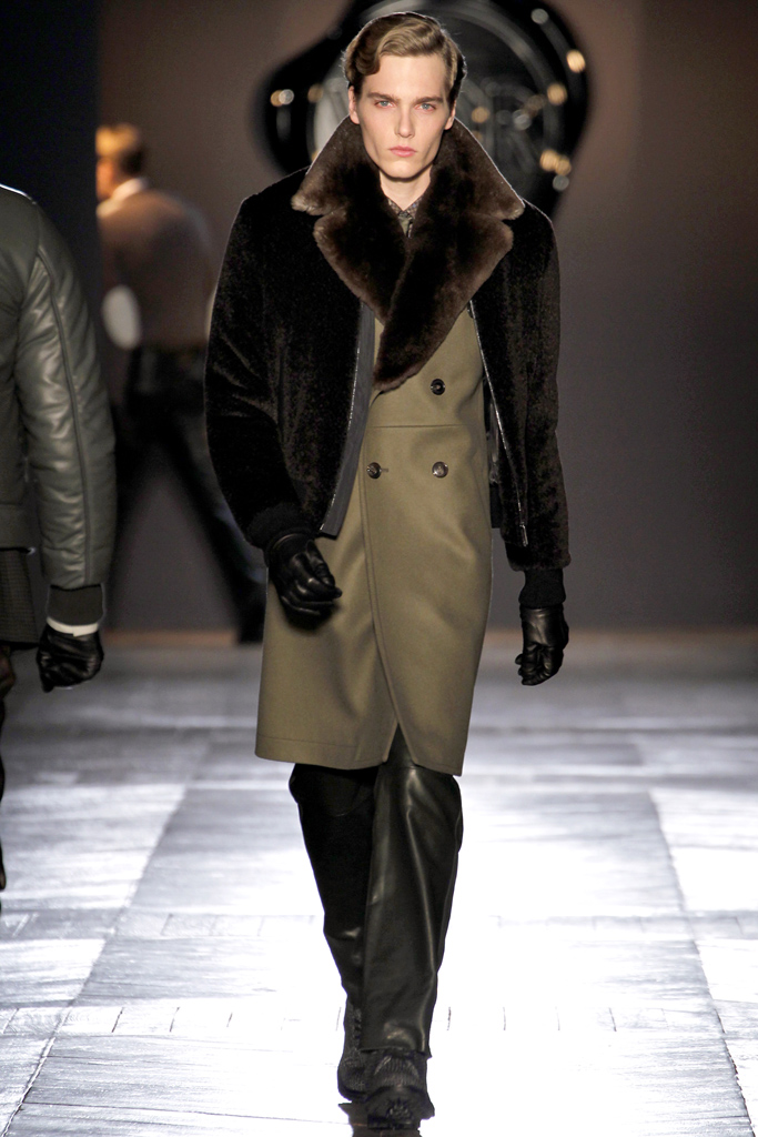 Viktor & Rolf 2012ﶬbDƬ