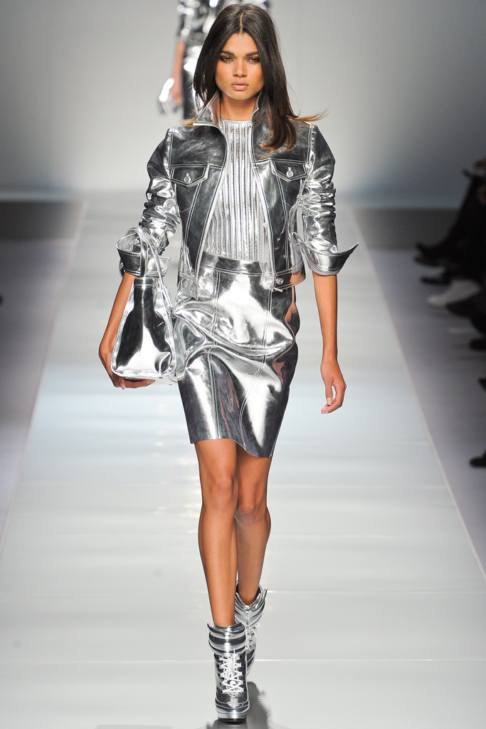 Blumarine 2012ﶬ¸DƬ