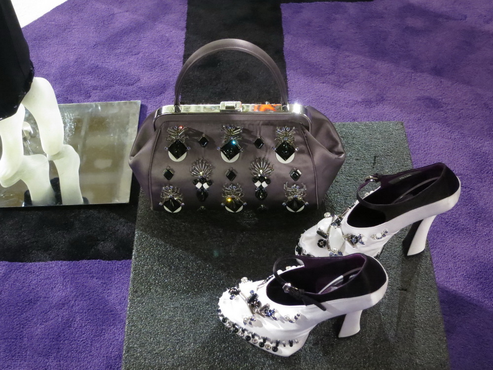 Prada 2012ﶬƷDƬ